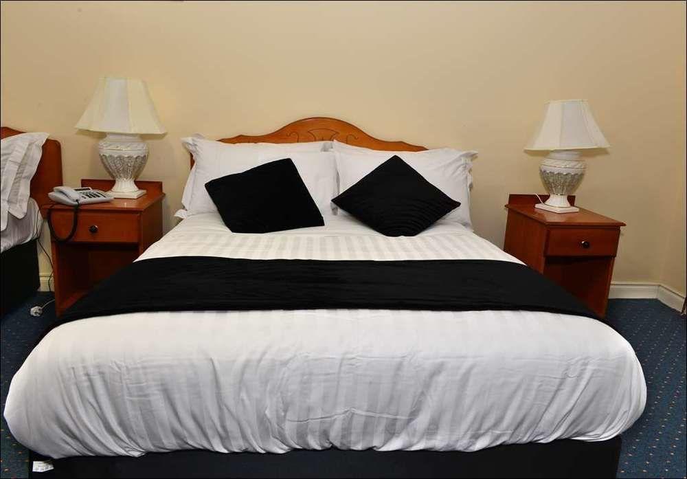 Murphy'S Hotel Tubbercurry Esterno foto